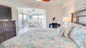 3 bedrooms, free WiFi, bed sheets - Oceanwalk Condo: Pool, Private Trails & Beach View (New Smyrna Beach)