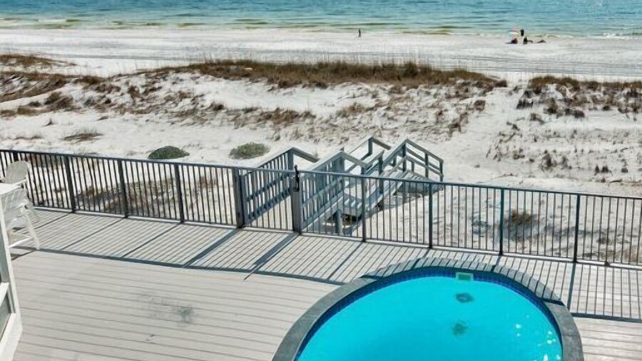 Stunning Views! 9BR Gulf Front Home, Pool, Elevator, Pool Table