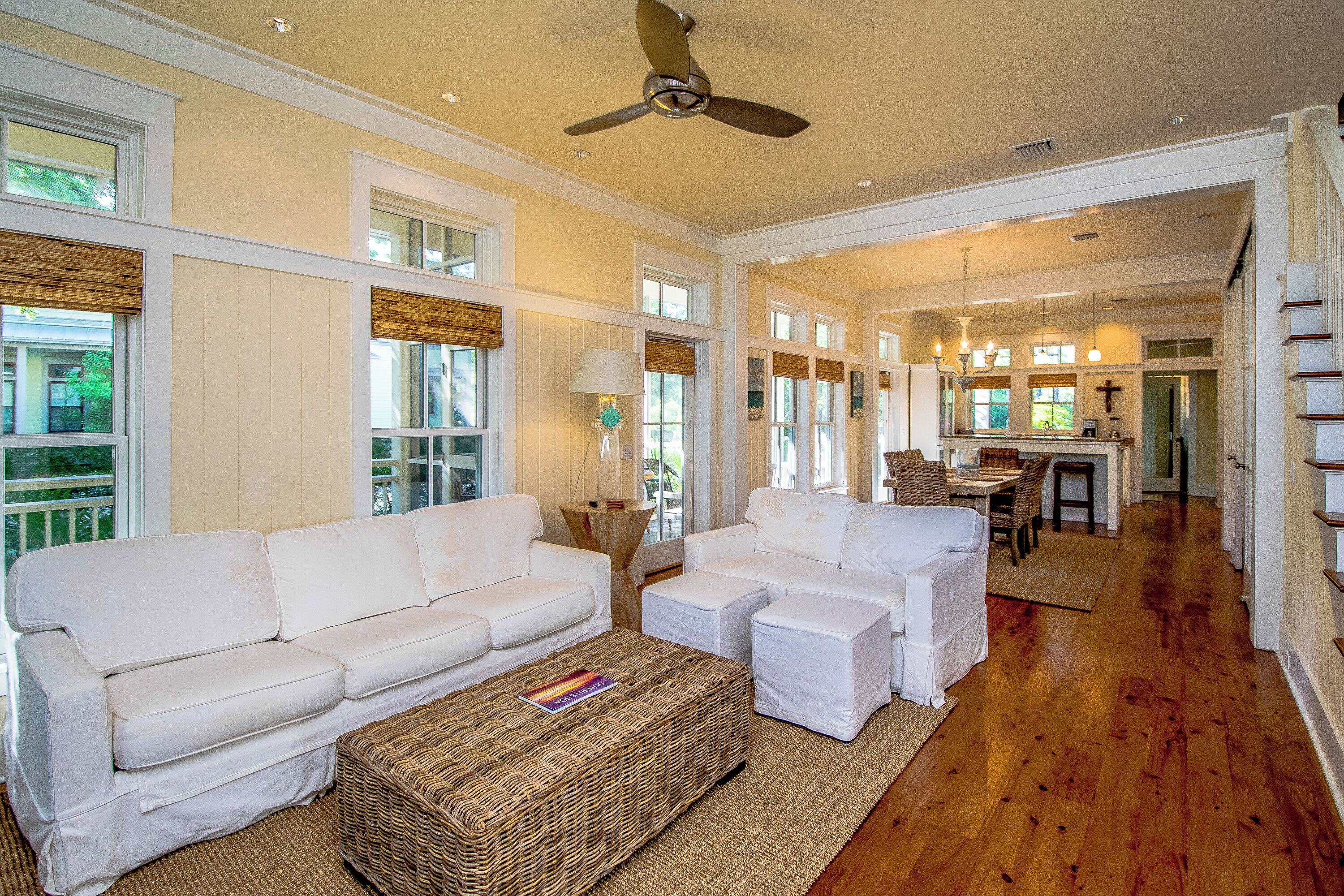 Ferienhaus, Mehrere Betten, Terrasse, Gartenblick (Rise and Shine) | Wohnbereich | MP3-Dockingstation