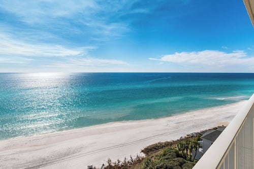 Apartment, Mehrere Betten, Balkon, Meerblick (BeachCrest 1102) | Strand | Am Strand
