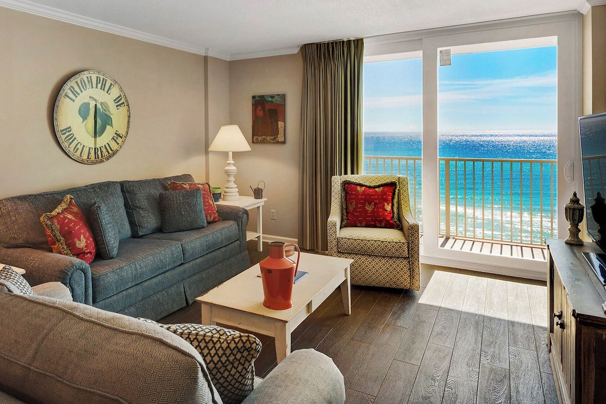 Condo, Multiple Beds, Balcony, Ocean View (BeachCrest 504) | Living area | 42-inch flat-screen TV with digital channels