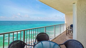 Apartment, Mehrere Betten, Balkon, Meerblick (BeachCrest 1101) | Unterkunftsgelände