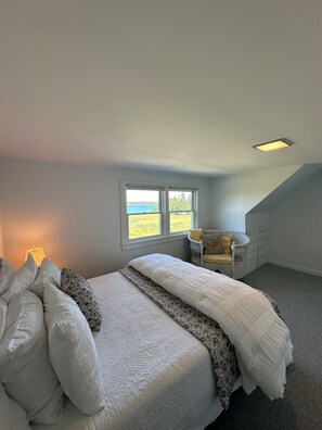 4 habitaciones, escritorio, tabla de planchar con plancha y wifi gratis 