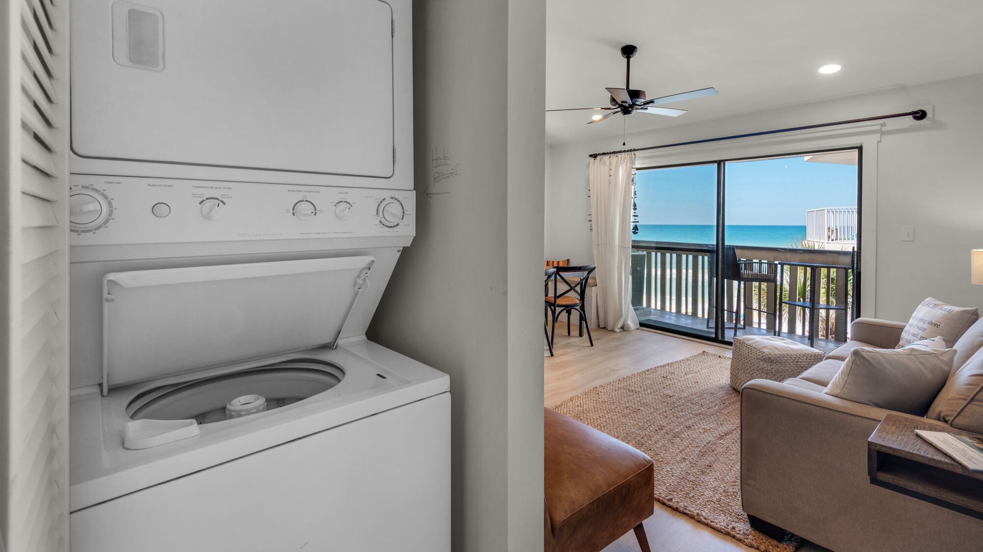 Um apartamento moderno com uma varanda grande, um ventilador de teto e vista para o mar.