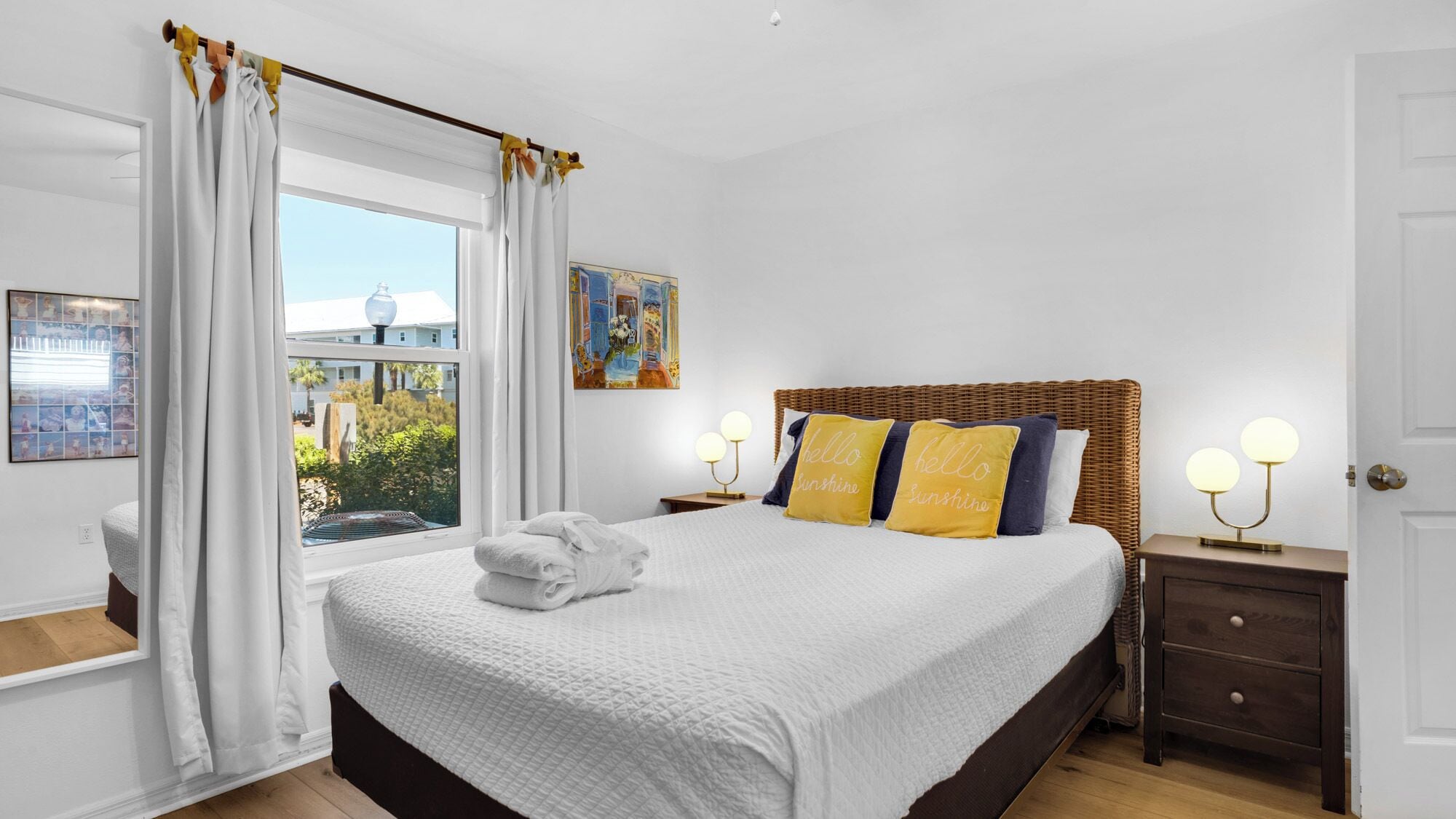 2 camere, con stile personalizzato, con arredamento individuale