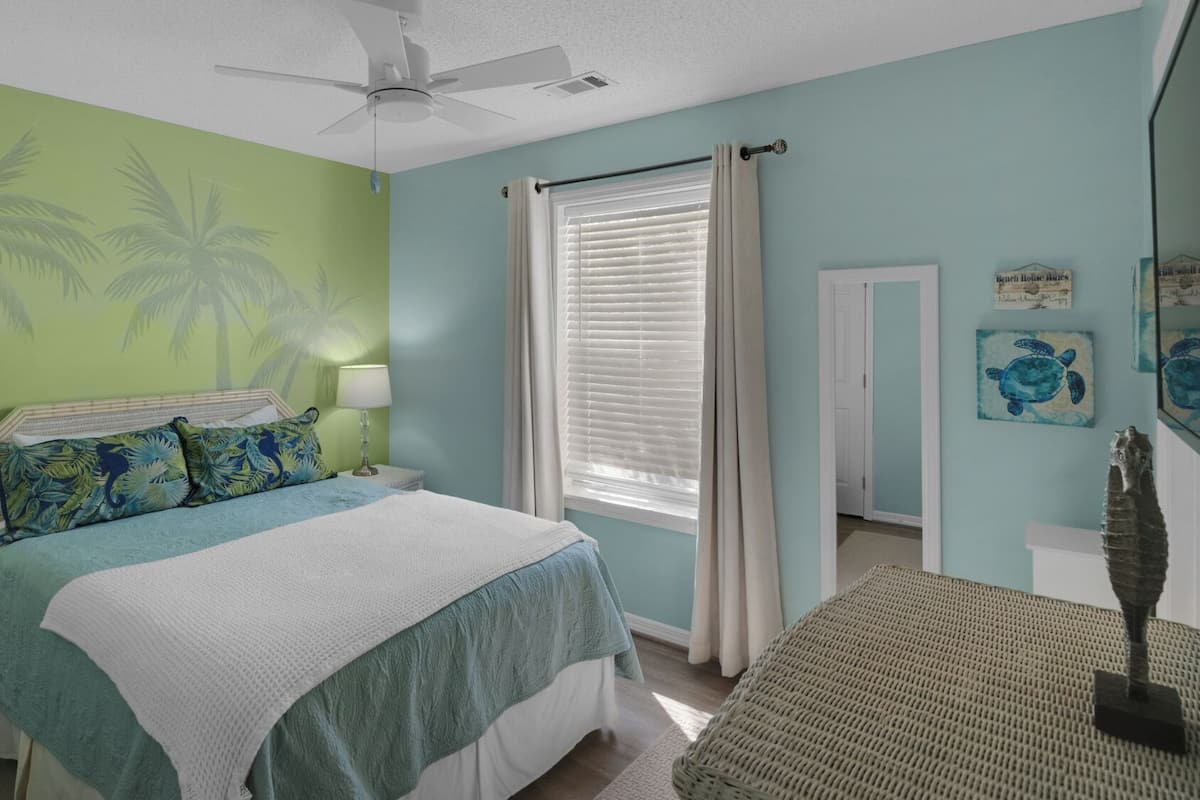 Condo, várias camas, varanda, vista para o jardim (Beachside Villas 714) | 2 quartos, individualmente decorados, individualmente mobiliados