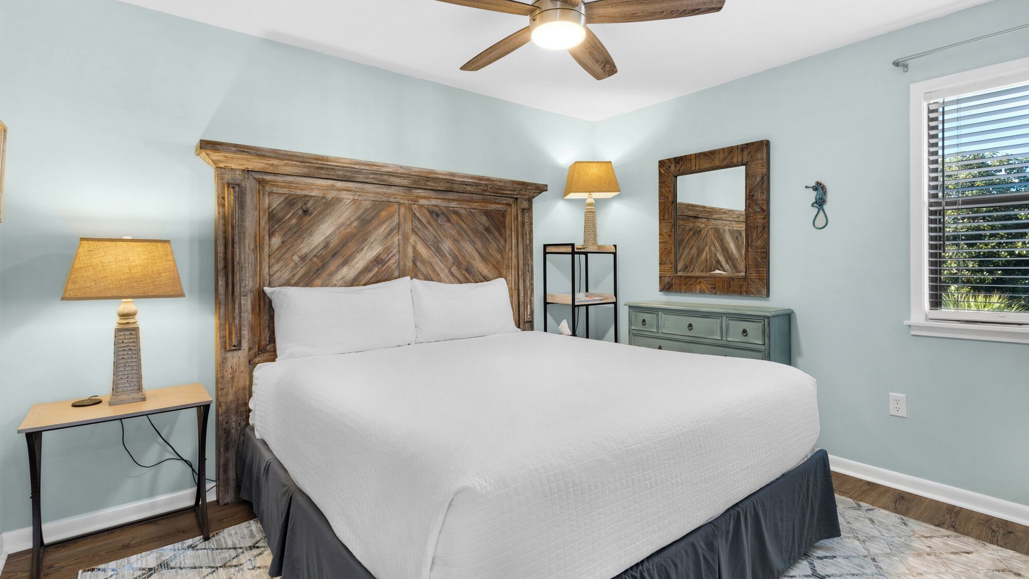 Condo, 1 King Bed, Patio, Garden View (Beachwood Villas 1H)