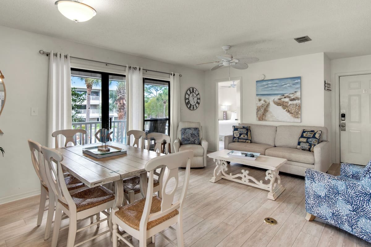 Condo, Multiple Beds, Patio, Pool View (Beachwood Villas 10H) | Interior
