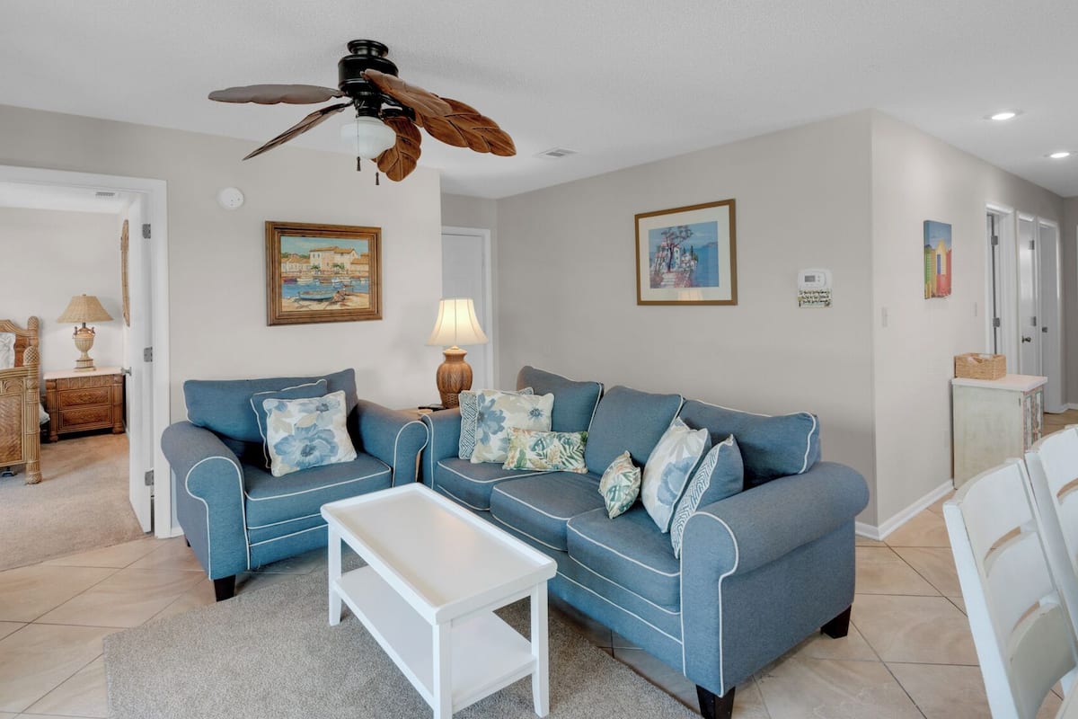 Condo, Multiple Beds, Patio, Pool View (Beachwood Villas 12H) | Living area