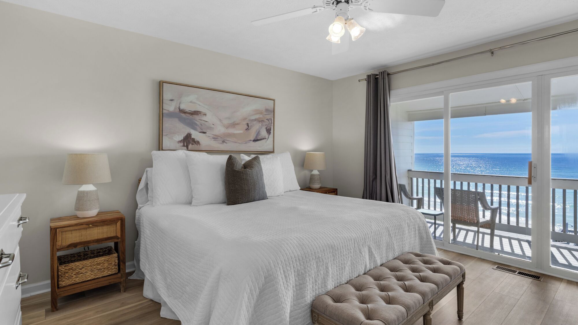 3 bedrooms, individually decorated, individually furnished, bed sheets