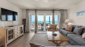 Townhome, Multiple Beds, Patio, Ocean View (Blue Nine 3) | Living area | 42-inch flat-screen TV with digital channels - Blue Nine (Panama City Beach)