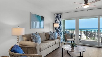 Condo, Multiple Beds, Balcony, Ocean View (Commodore's Retreat 104) | Living area | 42-inch flat-screen TV with digital channels