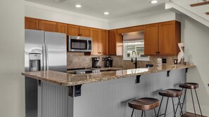 Appart'hôtel, plusieurs lits, balcon, vue océan (Eastern Shores 211) | Cuisine privée