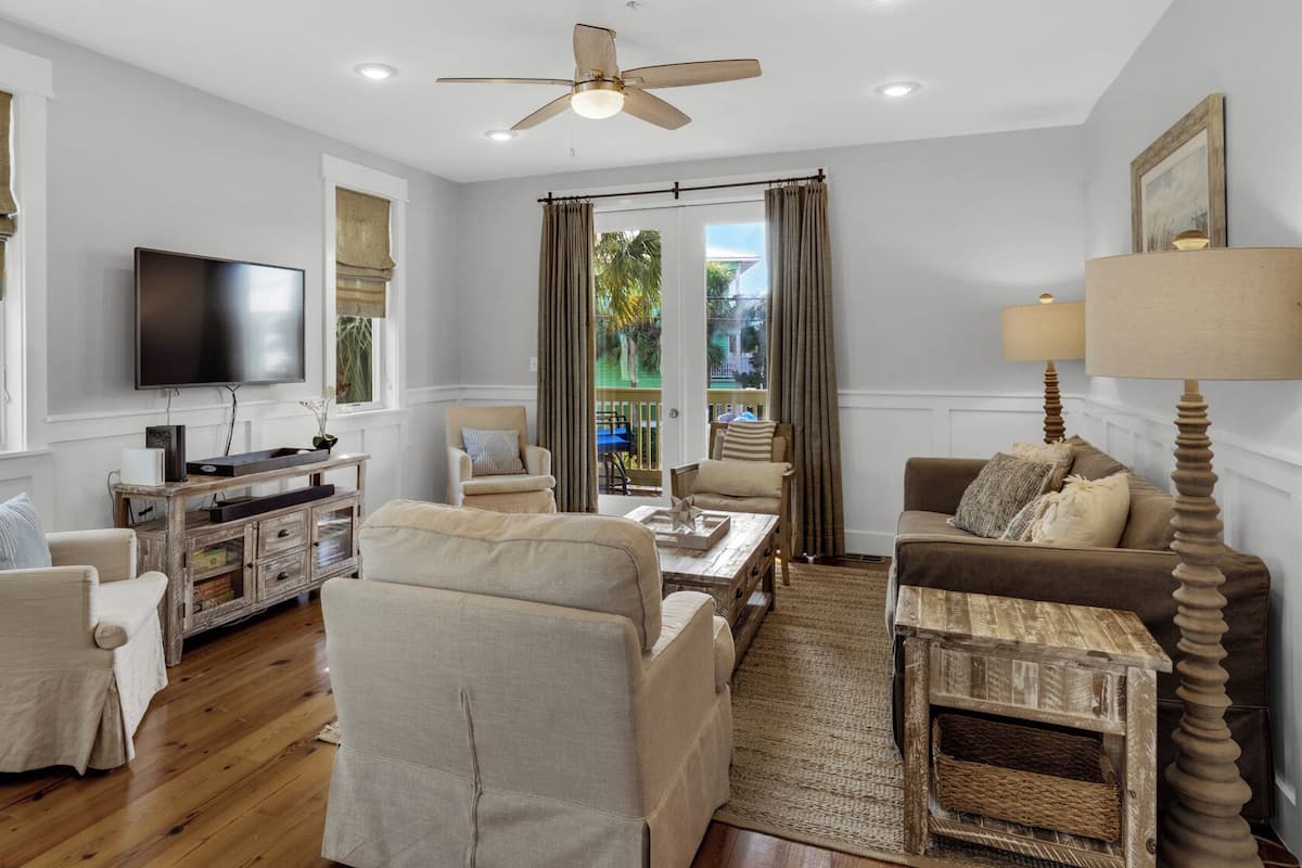 Condo, Multiple Beds, Balcony, Garden View (Grand Isle 206) | Living area | 42-inch flat-screen TV with digital channels