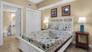 2 bedrooms, individually decorated, individually furnished, free WiFi