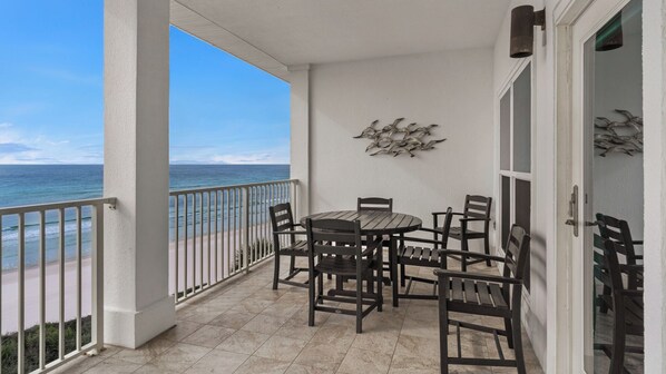 Condo, Multiple Beds, Balcony, Ocean View (Grand Playa 401) | Outdoor dining