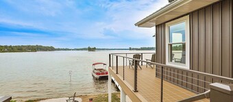 Lake Front Boondoggle - Dog Friendly