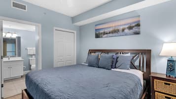 Appartement, meerdere bedden, balkon, uitzicht op oceaan (Majestic Tower 1-1606) | 1 slaapkamer, individueel gedecoreerd, individueel gemeubileerd