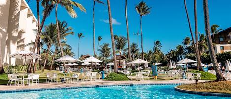 アパートメント | プール | 2 つの屋外プール、プール パラソル、サンラウンジャー