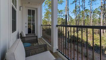 Appart'hĂŽtel, plusieurs lits, patio, vue jardin (Pinewood30A 323) | Vue de la chambre