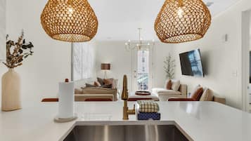 Condo, 1 King Bed with Sofa bed, Patio (Pinewood30A 421) | Interior