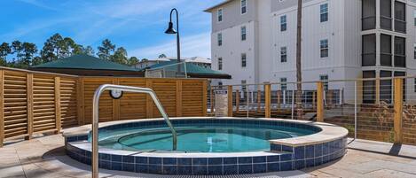 Appart'hĂŽtel, plusieurs lits, patio, vue jardin (Pinewood30A 323) | Piscine