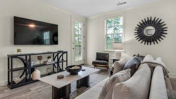 Condo, Multiple Beds, Patio, Garden View (Pinewood30A 336) | Living area | 42-inch flat-screen TV with digital channels