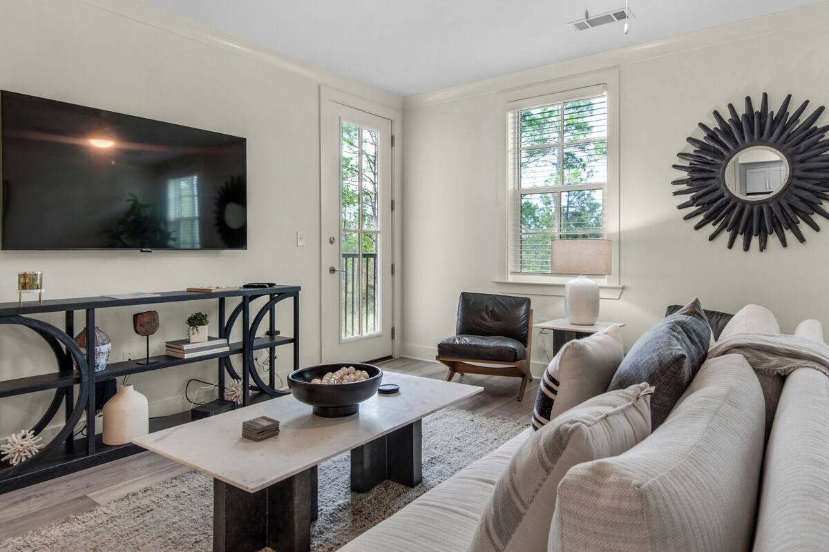 Condo, Multiple Beds, Patio, Garden View (Pinewood30A 336) | Living area | 42-inch flat-screen TV with digital channels