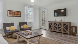 Living area - Pinewood30A (Santa Rosa Beach)