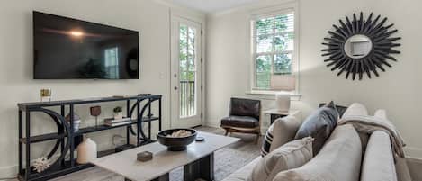 Appart'hôtel, plusieurs lits, patio, vue jardin (Pinewood30A 336) | Coin séjour