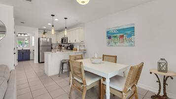Condo, Multiple Beds, Balcony, Pool View (Rollin Tide C7) | Dining
