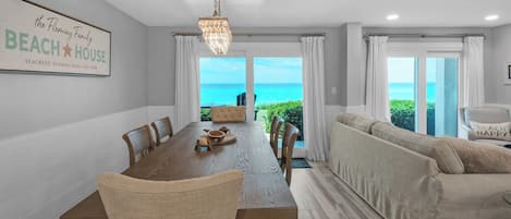 Condo, varias camas, patio, vista al océano (Sand Cliffs 118) | Restaurantes