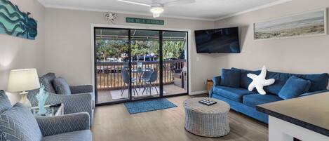 House, Multiple Beds, Balcony (St Thomas Square 109 - No Pets) | Living area