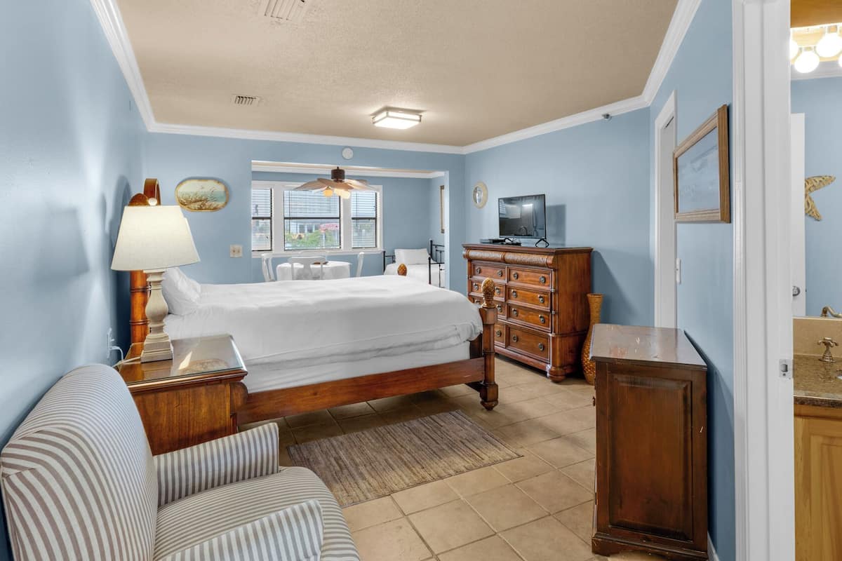 1 chambre, décoration personnalisée, ameublement personnalisé