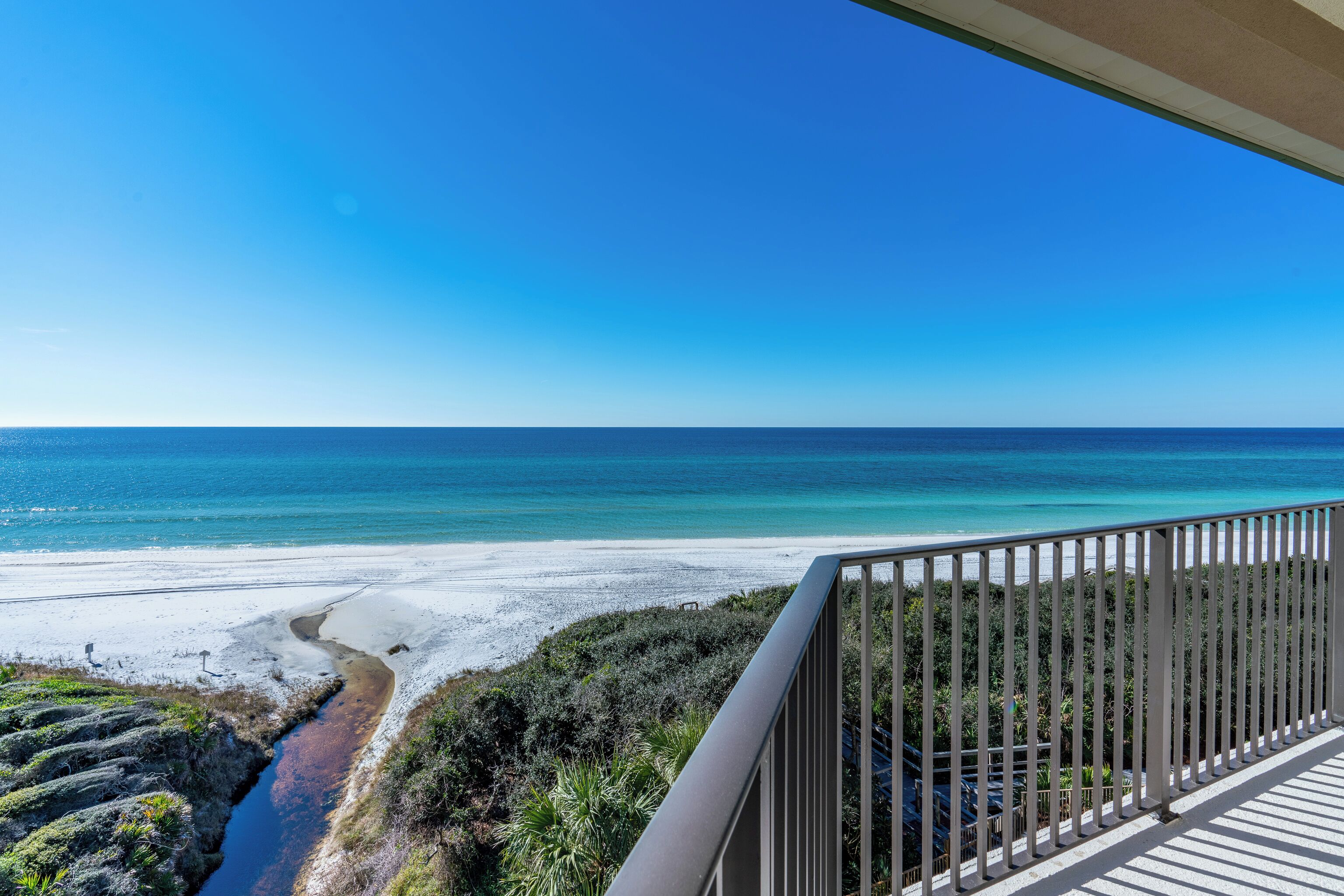 Condo, várias camas, sacada, vista para o oceano (Legacy 402) | Praia | Na praia 