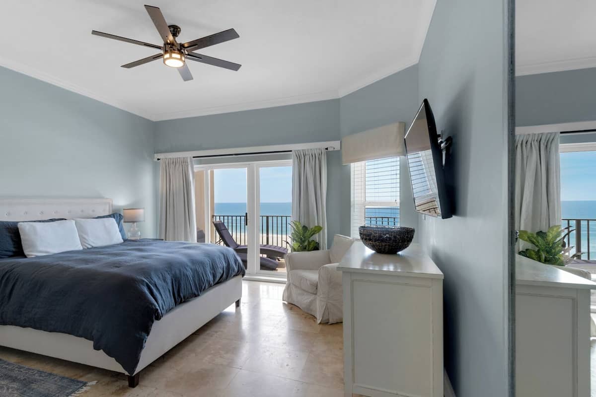 Apartamento, varias camas, balcón, vistas al mar (Legacy 403) | 3 dormitorios, decoración individual, mobiliario individual