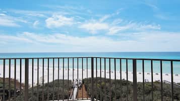 Condo, Multiple Beds, Balcony, Ocean View (Legacy 403) | Property grounds