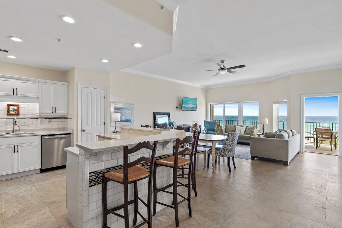 Condo, Multiple Beds, Balcony, Ocean View (Legacy 202 - No Pets Allowed) | Interior