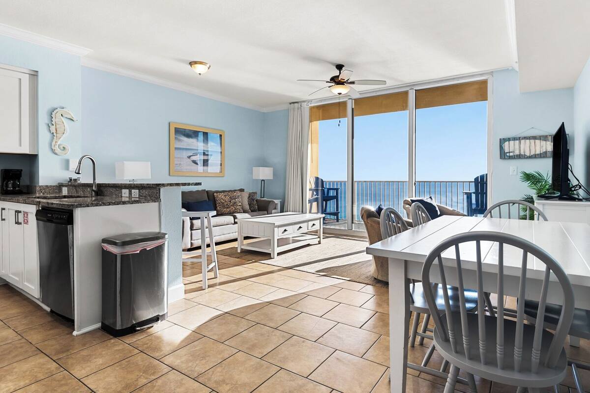 Condo, Multiple Beds, Balcony, Ocean View (Tidewater 1313 - Pets Not Allowed) | Interior