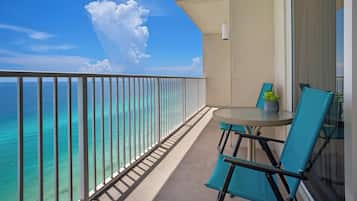 Condo, Multiple Beds, Balcony, Ocean View (Tidewater 2315) | Property grounds