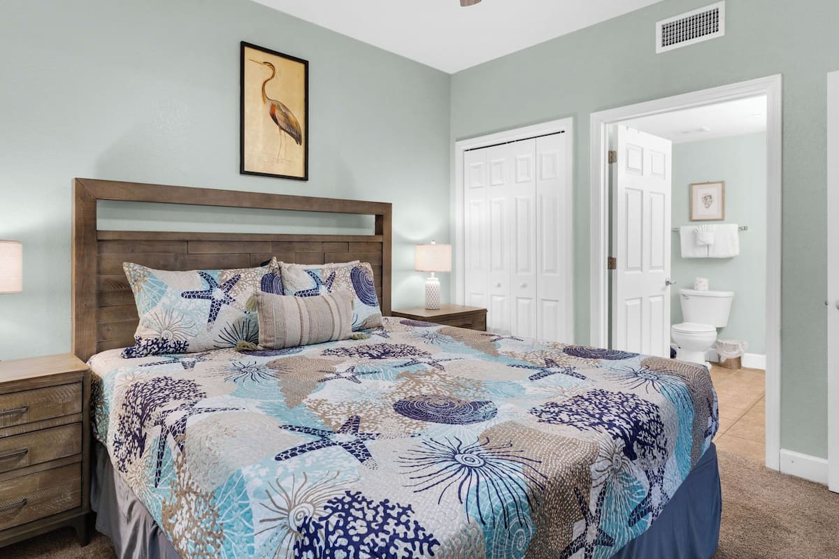 Appartement, Meerdere bedden, balkon, uitzicht op zee (Tidewater 1416) | 3 slaapkamers, individueel gedecoreerd, individueel gemeubileerd