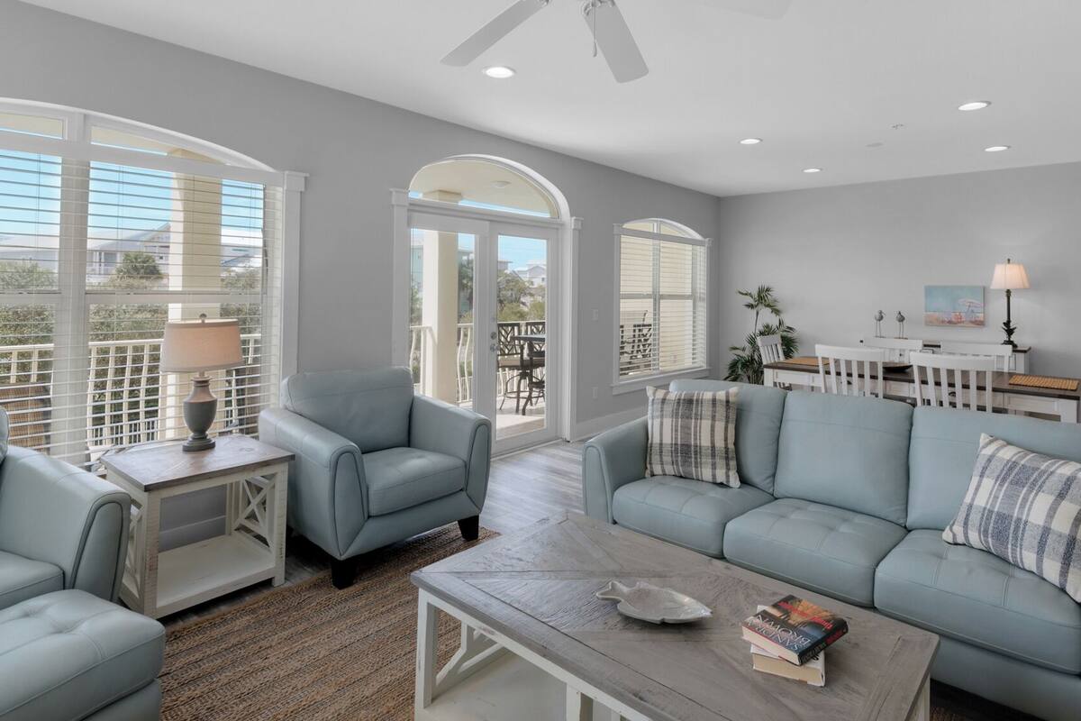 Condo, Multiple Beds, Balcony, Pool View (Villas At Seagrove B201) | Living area | 42-inch flat-screen TV with digital channels