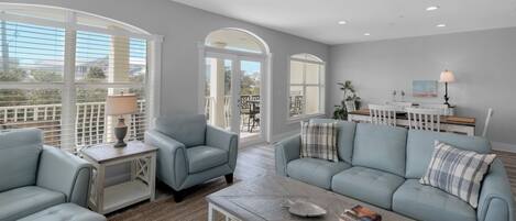 Condo, Multiple Beds, Balcony, Pool View (Villas At Seagrove B201)