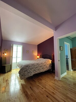 2 Schlafzimmer, Zimmersafe, Bügeleisen/Bügelbrett, WLAN