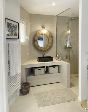 Shower, hair dryer