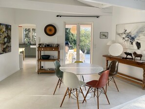 Dining - VILLA LA VERMENTINE AVEC PISCINE PRIVÉE DANS HAMEA (Le Plan-de-la-Tour)