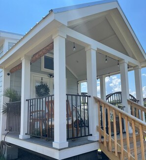 Exterior - Riverfront Tiny House- Fishing & Kayaking (Strawberry Plains)