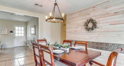 Pace Family Home: 1 Mi to Beach & Park!