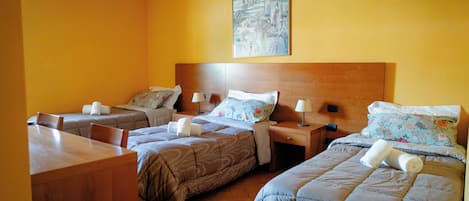 1 bedroom, free WiFi, bed sheets