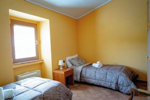 1 chambre, Wi-Fi gratuit, draps fournis